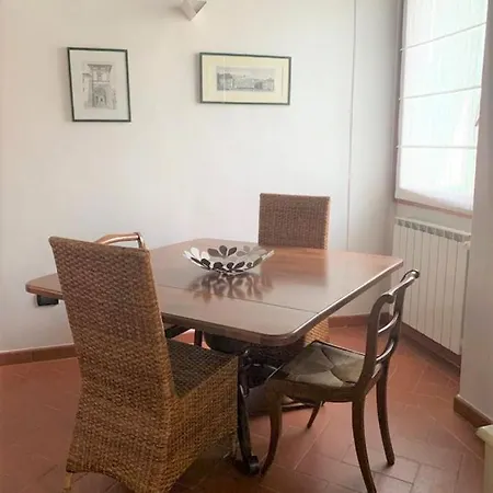 Apartment Lovely Florence